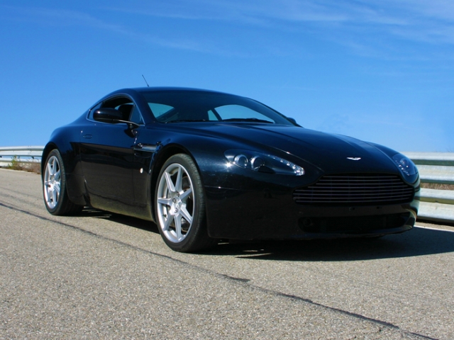 Pilotez une Aston Martin dans les Bouches du Rhone